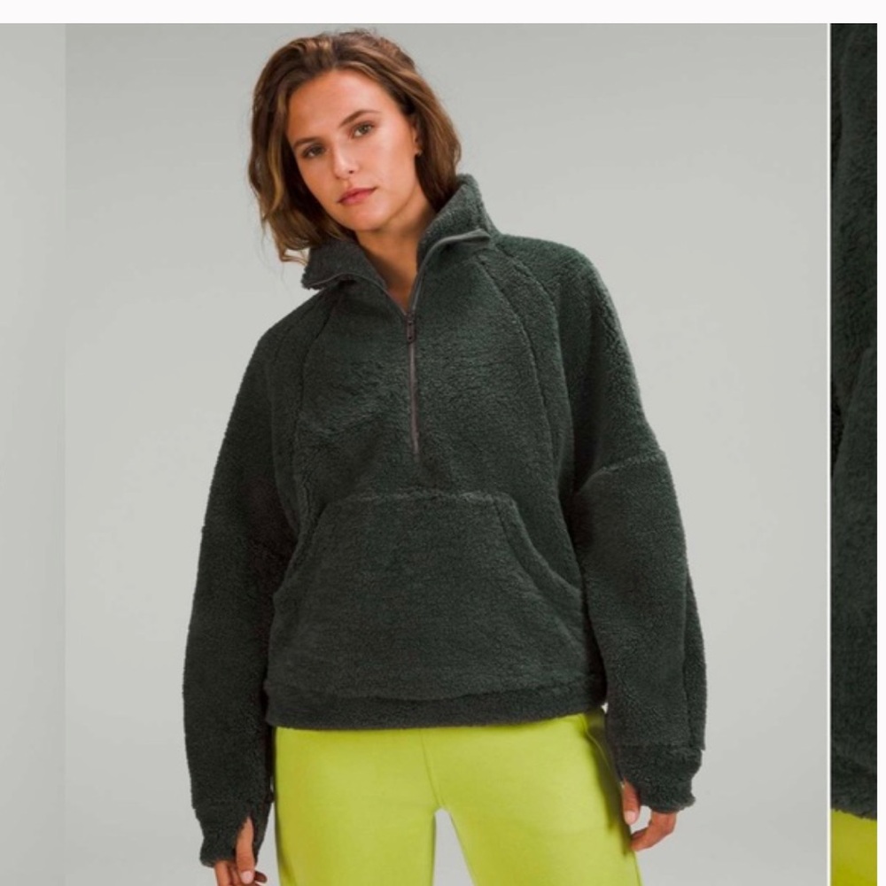Lululemon Scuba Oversized Fleece Funnel-Neck Half-Zip
Smoked Spruce
